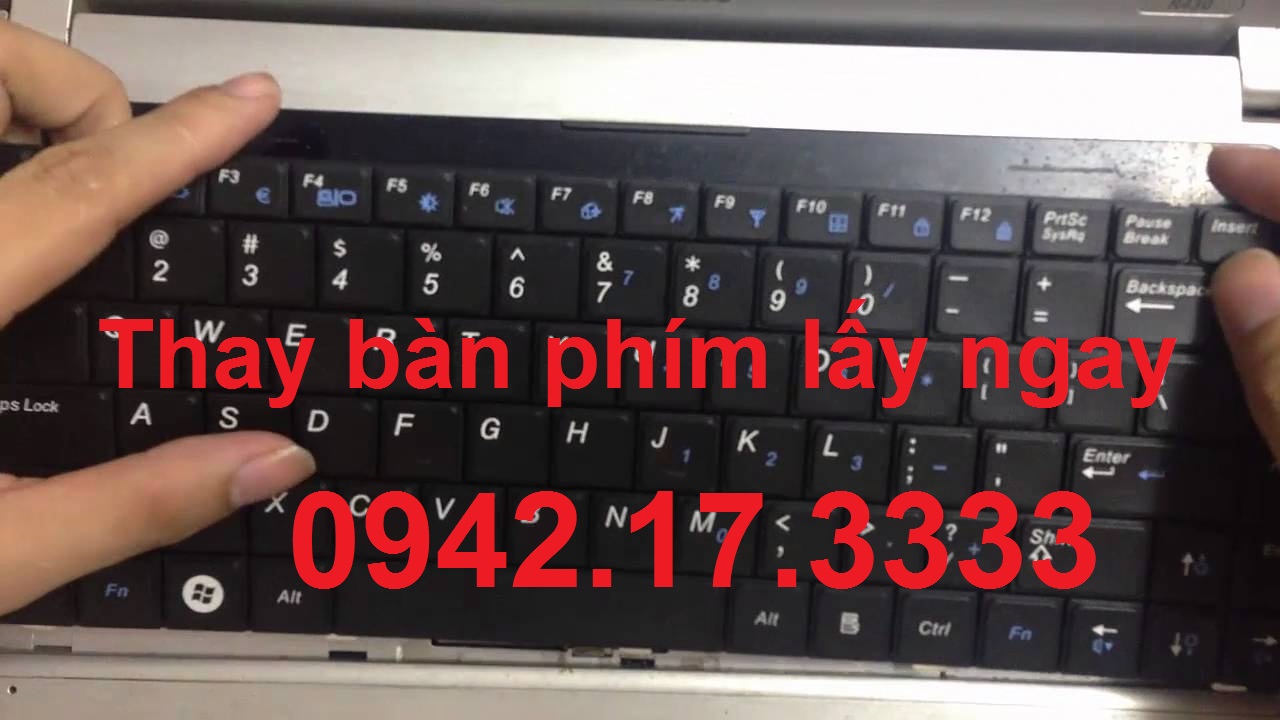 Thay bàn phím laptop samsung np300 tại Hà Nội